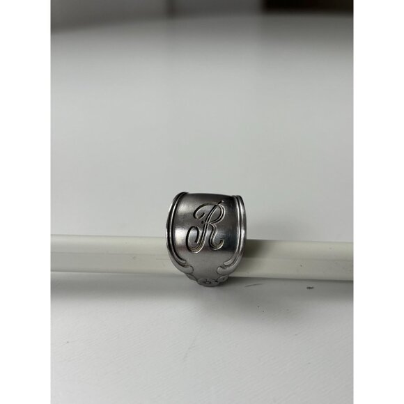 Handmade Monogram “R” Spoon Ring: Size 5 1/4 Upcycled vintage silverware jewelry - Picture 9 of 9
